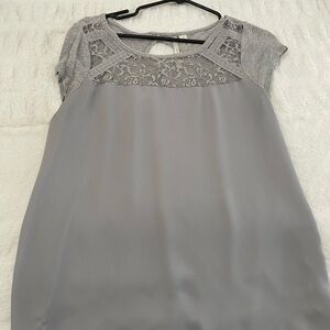 Grey lace top with short sleeves #blouses
